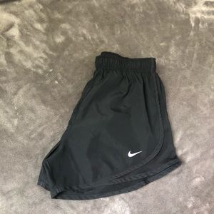 Nike Tempo Shorts (small)